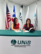 Signing of the agreement between UNIB and Vidas en Balance 